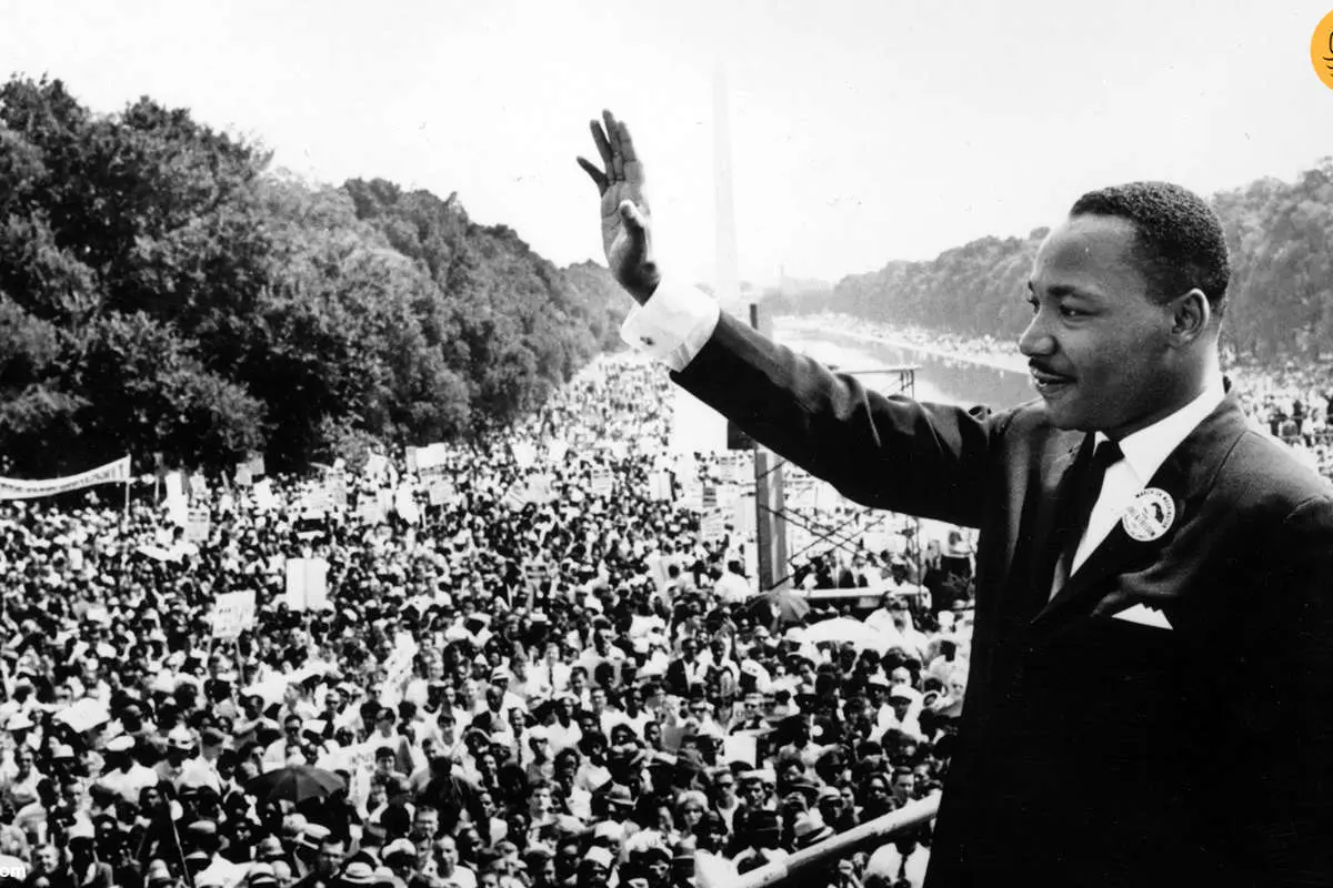 همیشه زمان درست برای انجام کار درست، همین حالاست